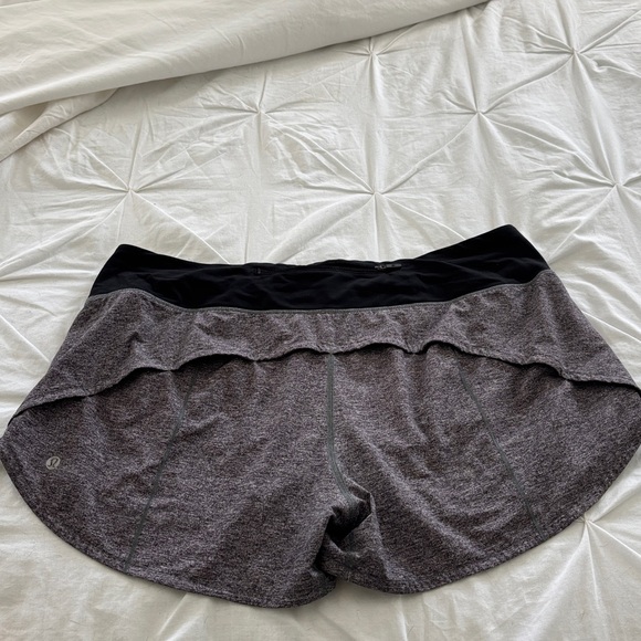 Speed up 4 in athletic shorts - Picture 2 of 4